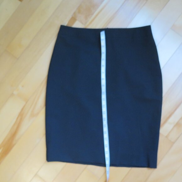 Banana Republic petite wool pencil skirt black size 4P - Picture 6 of 6